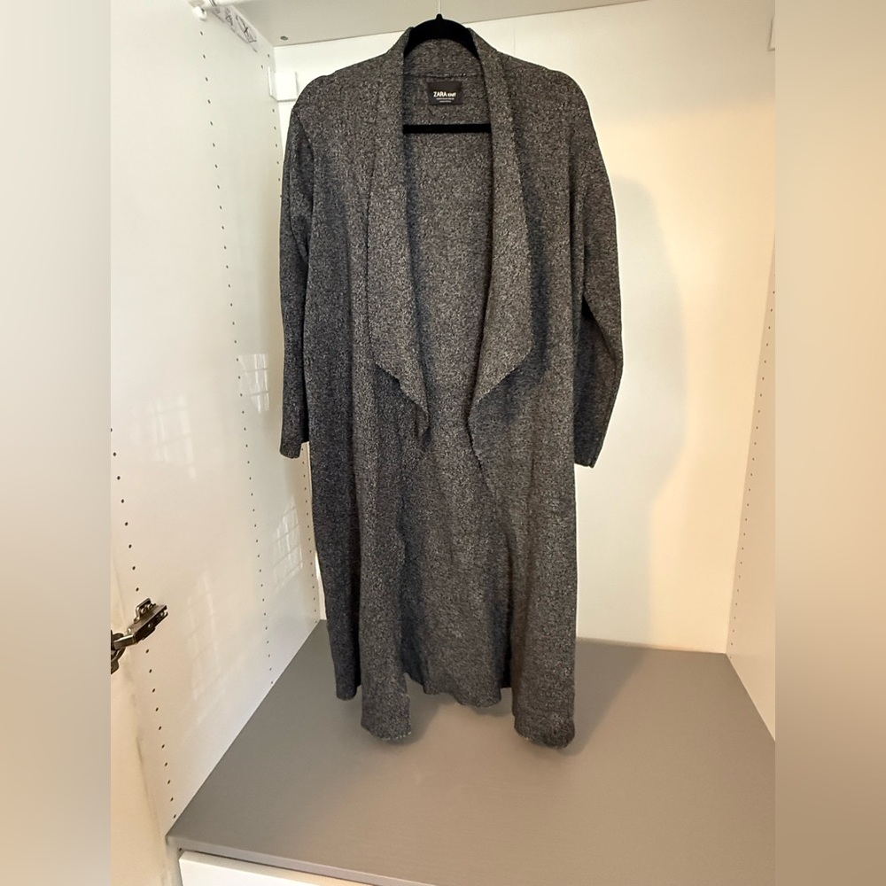 Zara Knit gray long cardigan size medium